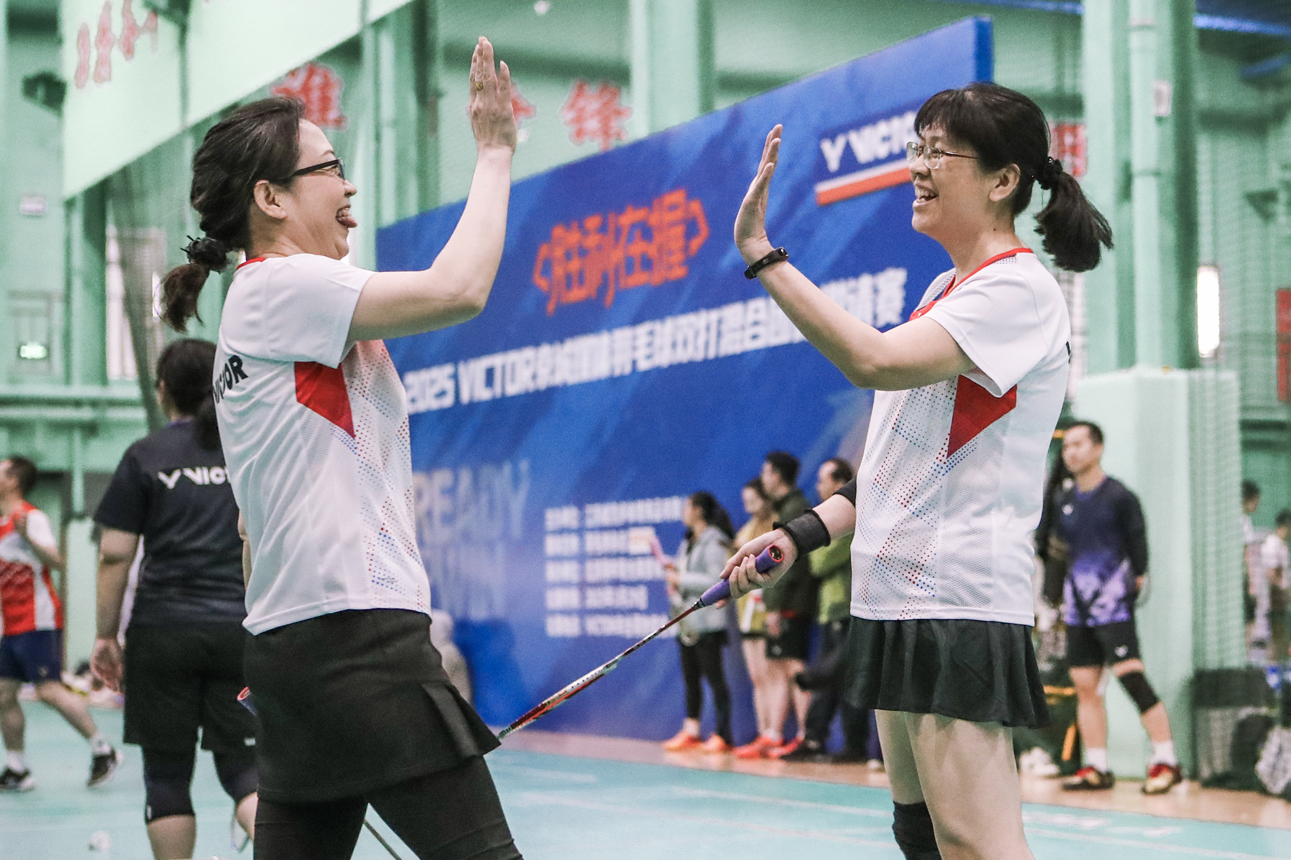 挥拍共筑协作与健康未来:2025京城媒体羽毛球双