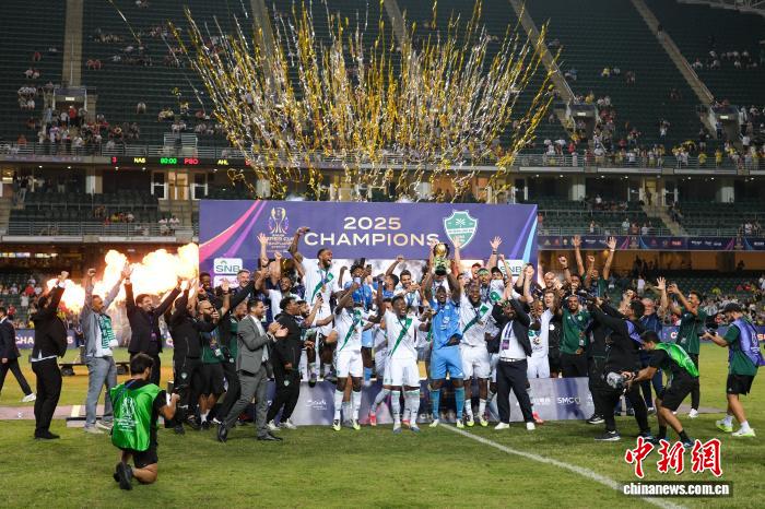 点球大战中吉达国民队击