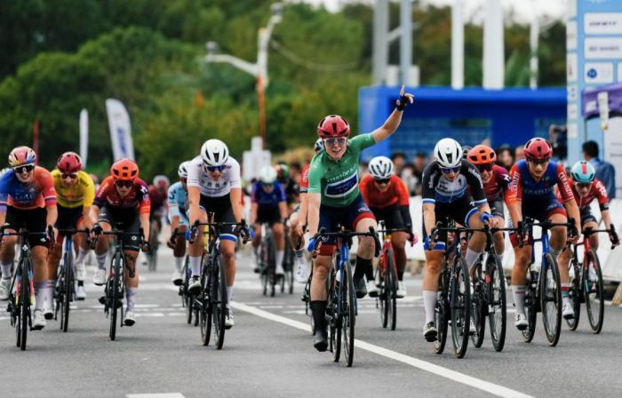 玛尔塔·拉赫收官赛段夺冠