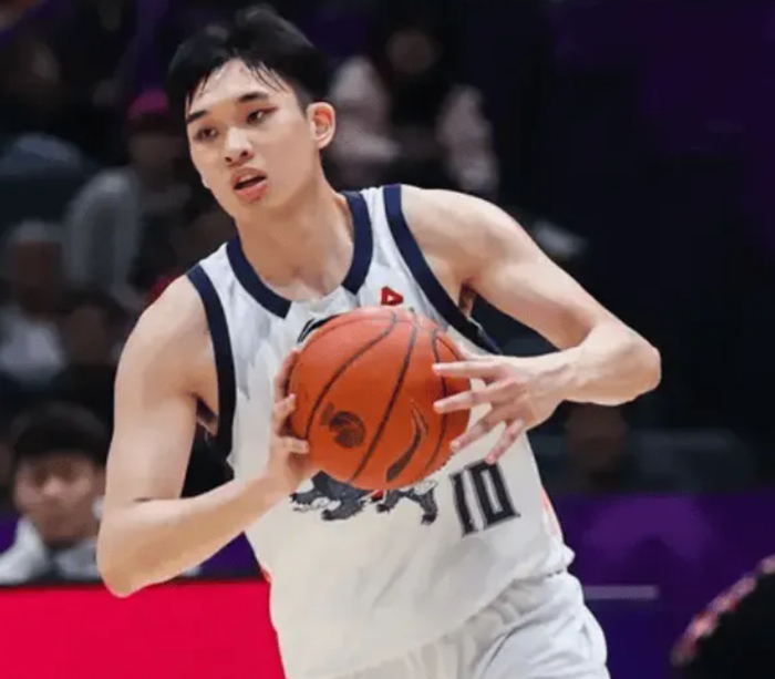 山东终结五连败 高诗岩缺席助力进攻流畅