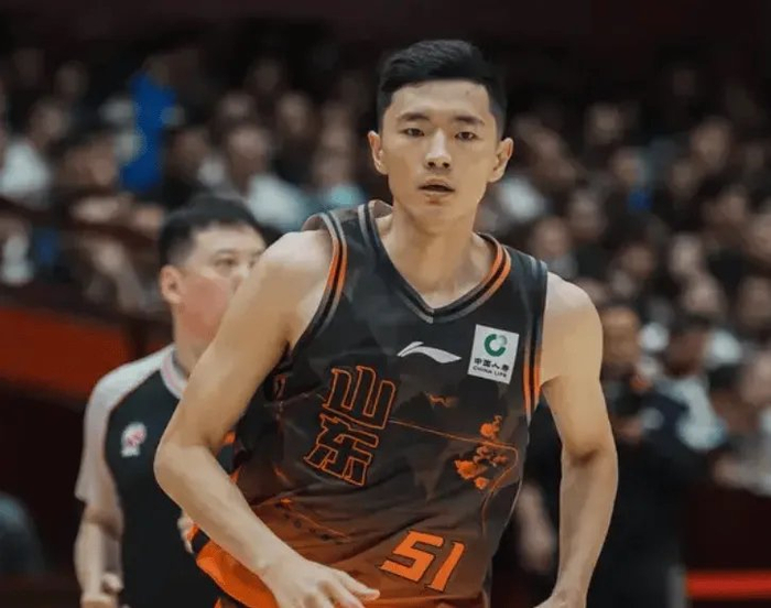 山东终结五连败 高诗岩缺席助力进攻流畅