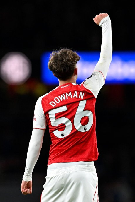 阿森纳双杀埃弗顿锁定积分榜前四