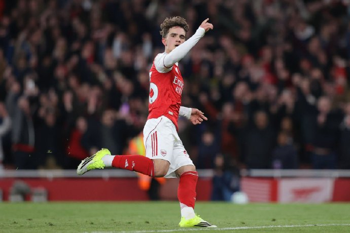 阿森纳双杀埃弗顿锁定积分榜前四